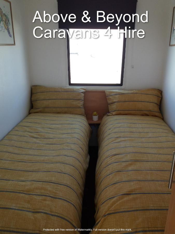 Above & Beyond Caravans Rhyl Ngoại thất bức ảnh