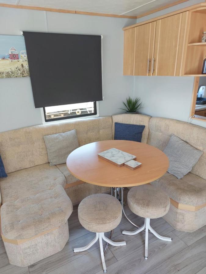 Above & Beyond Caravans Rhyl Ngoại thất bức ảnh