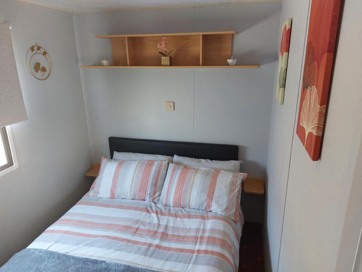 Above & Beyond Caravans Rhyl Ngoại thất bức ảnh
