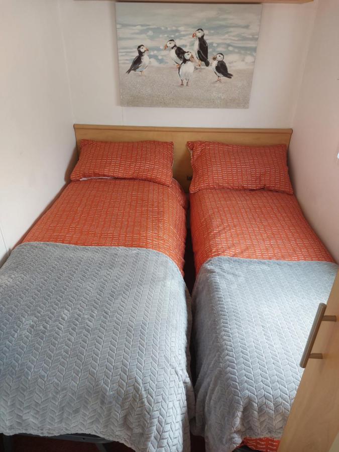 Above & Beyond Caravans Rhyl Ngoại thất bức ảnh