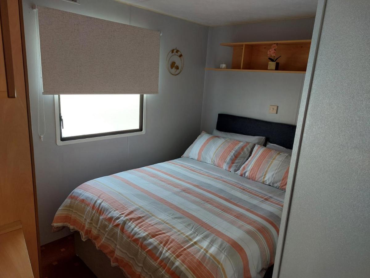Above & Beyond Caravans Rhyl Ngoại thất bức ảnh
